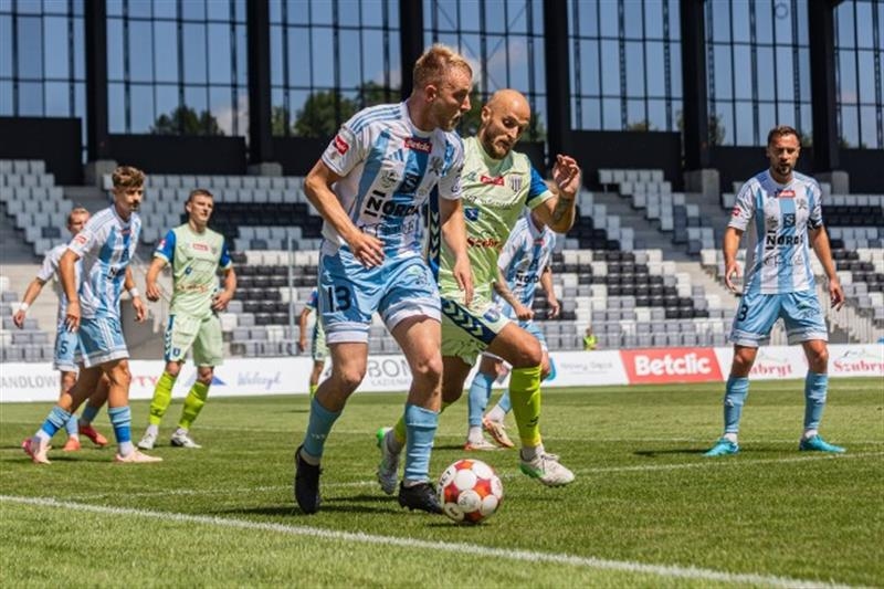 Football. Dawn shattered in Sosnowiec