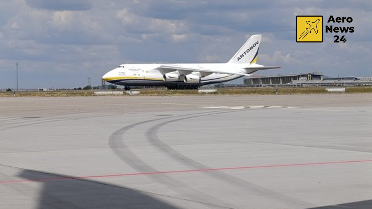 El avión An-124 de Antonov sale de Kiev con destino a Leipzig