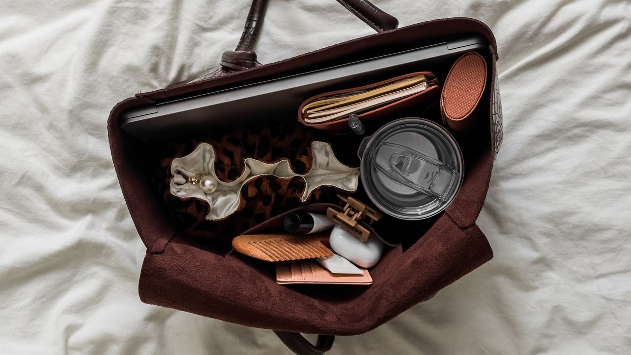 16 Beauty-Artikel für den Schulanfang, die Sie in Ihrem Rucksack aufbewahren sollten
