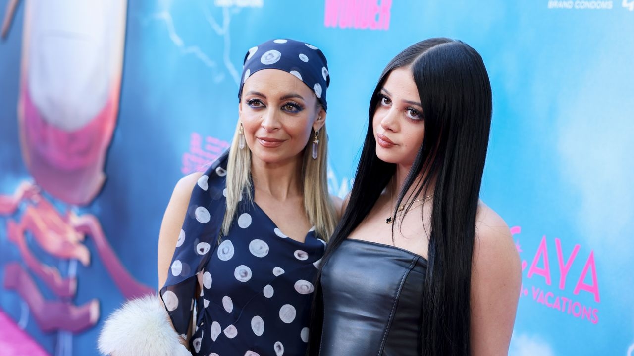 Kate Madden Gave Us a 101 in Undereye Liner on Red Carpet With Mom Nicole Richie