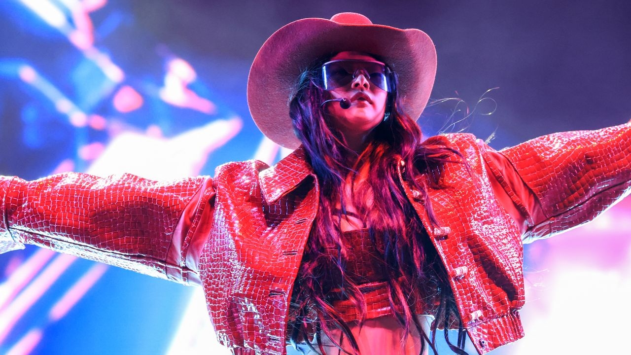 Gov Ball 2026 Outfit Ideas to Help You Get Festival Ready, From Sun Hats to Comfy Boots