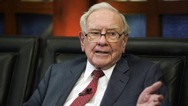 Interview with WSJ: Warren Buffett reveals real reason for CEO resignation at Berkshire