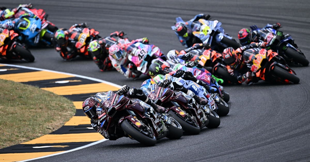Motosiklet: Avrupa Komisyonu, F1'in sahibi Liberty Media'nın MotoGP'yi satın almasını onayladı.