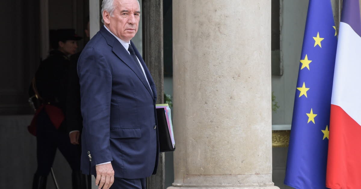 In diretta. Bayrou al telegiornale delle 20:00 di TF1: "La Francia è sull'orlo del sovraindebitamento", avverte Vautrin.