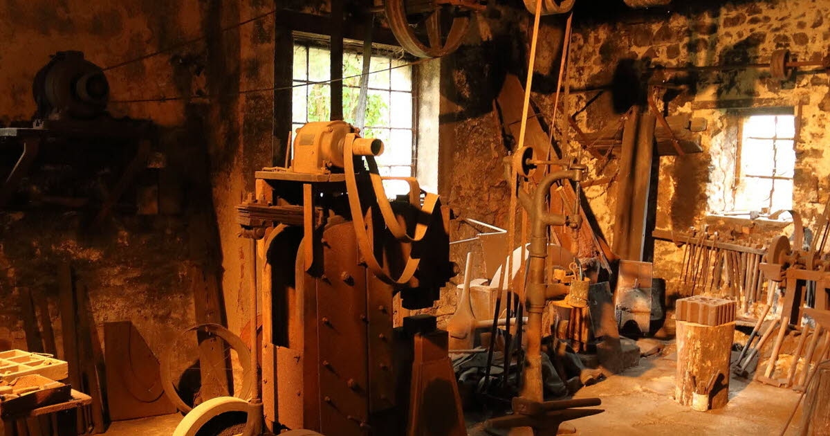 Saint-Martin. The Lehmanns: a generation of edge-cutters from father to son