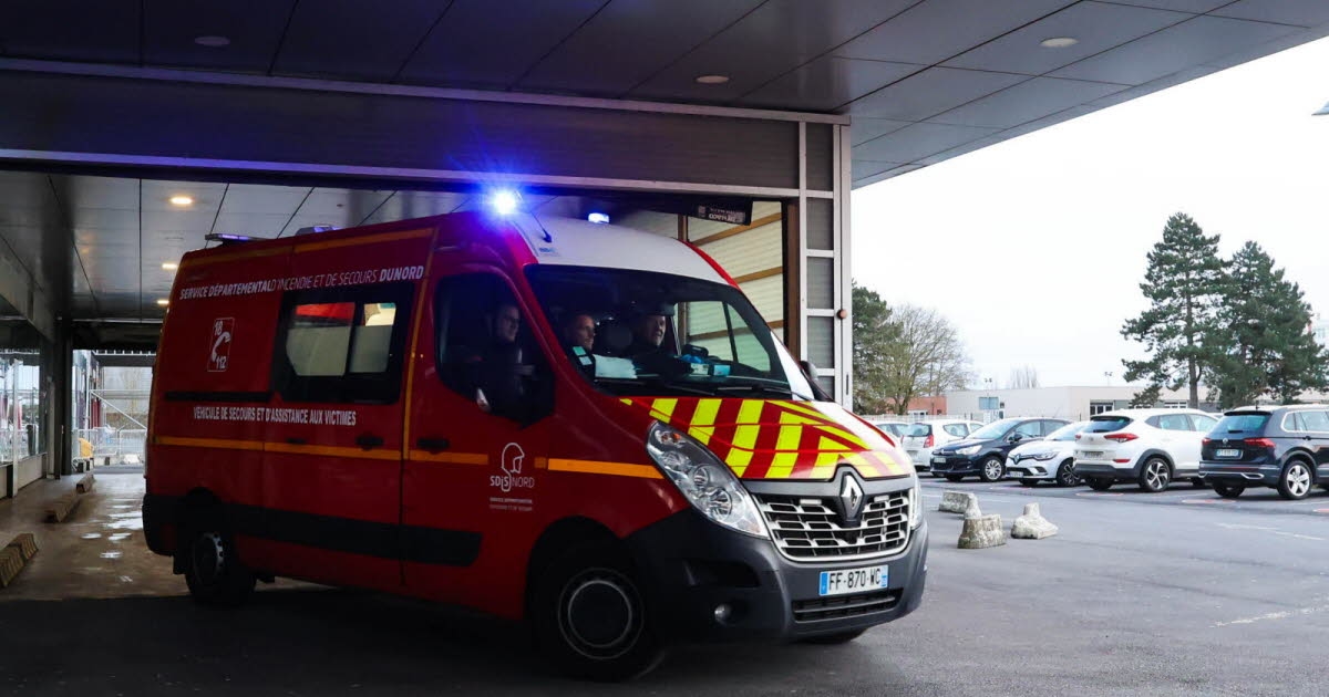 Jura. Ingresa a urgencias a las 23:59 y el hospital le cobra un día extra.