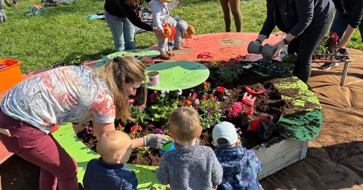 Ottmarsheim. Des plantations réalisées par de jeunes pousses