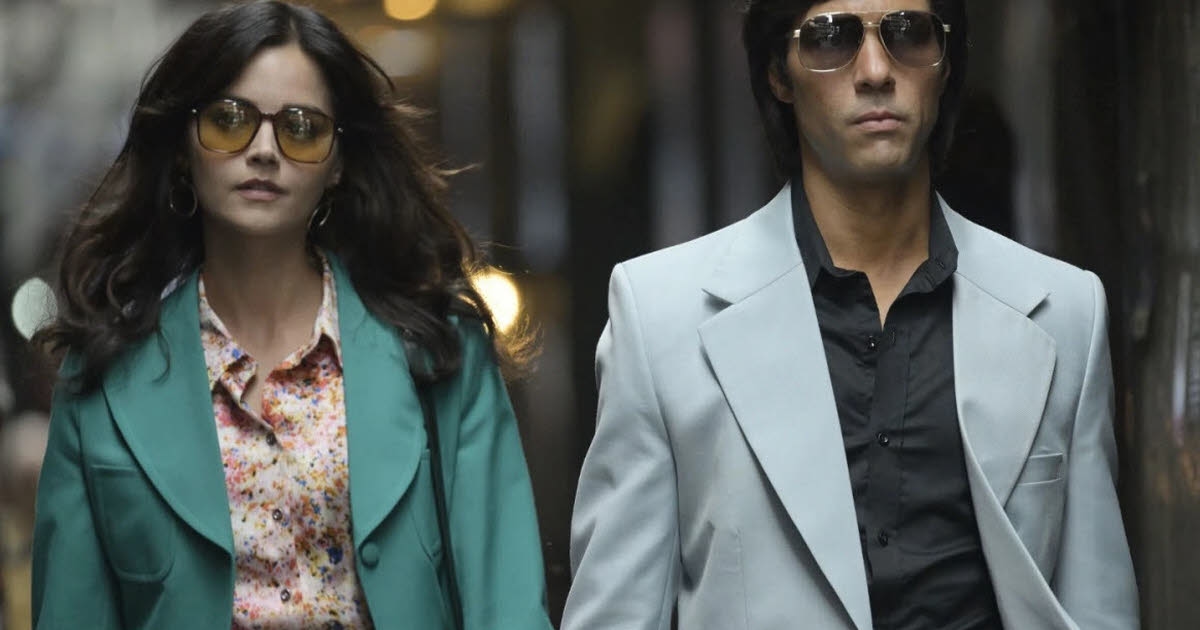 En streaming. La serie "La Serpiente" en france.tv: una emocionante búsqueda del asesino Charles Sobhraj.