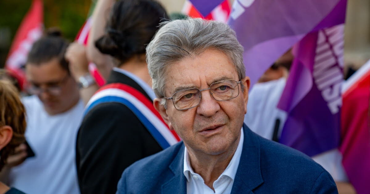 Polityka. Jean-Luc Mélenchon wzywa do nagany dla François Bayrou i popiera ruch blokujący zamachy z 10 września