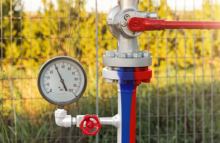 Węgry i Serbia nie zrezygnują z rosyjskich zasobów energetycznych, mimo nacisków Trumpa.