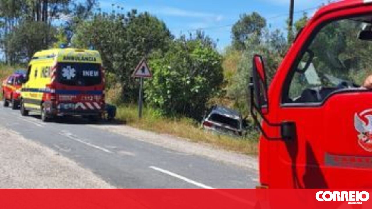 <![CDATA[ Sete mortos na estrada em menos de 36 horas ]]>