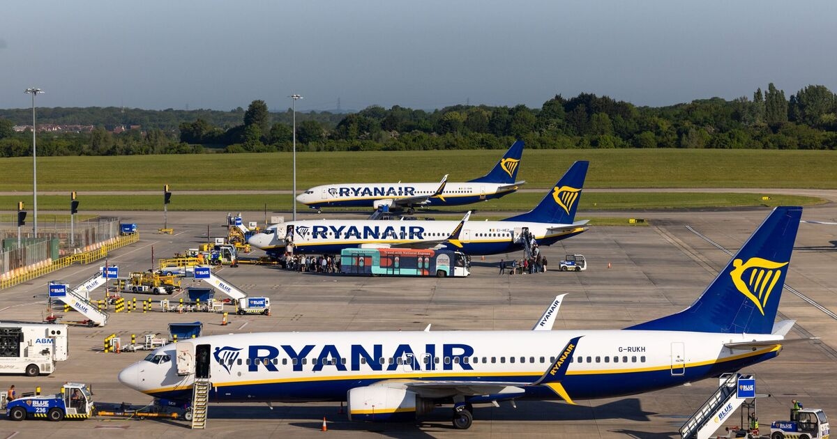 Ryanair dejó a un jubilado "sintiéndose un criminal" por un problema con el pasaporte