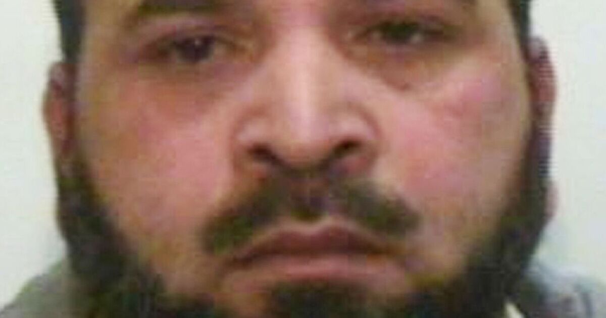 Vecinos furiosos porque líder de banda de abuso sexual organiza fiestas en su casa después de evadir la deportación