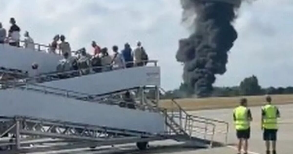 Accidente aéreo en Southend ÚLTIMAS NOTICIAS: Horror en el aeropuerto del Reino Unido tras la erupción de una enorme bola de fuego