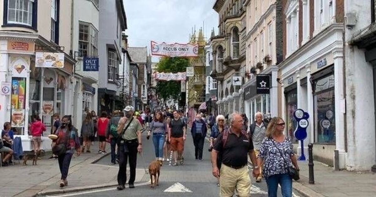 'Smuggest' town in Britain has 'Goldilocks high street' with no Costa or H&M