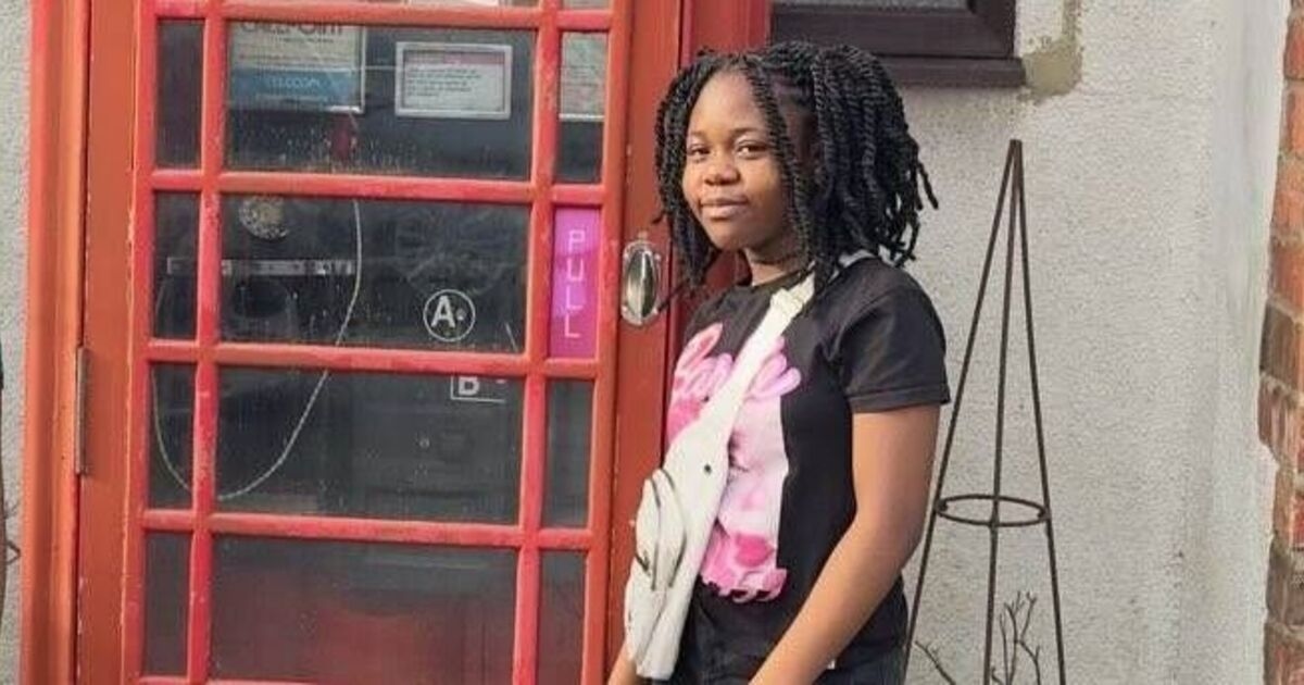 'Bubbly' schoolgirl, 15, dies after getting into difficulty in water at popular beach