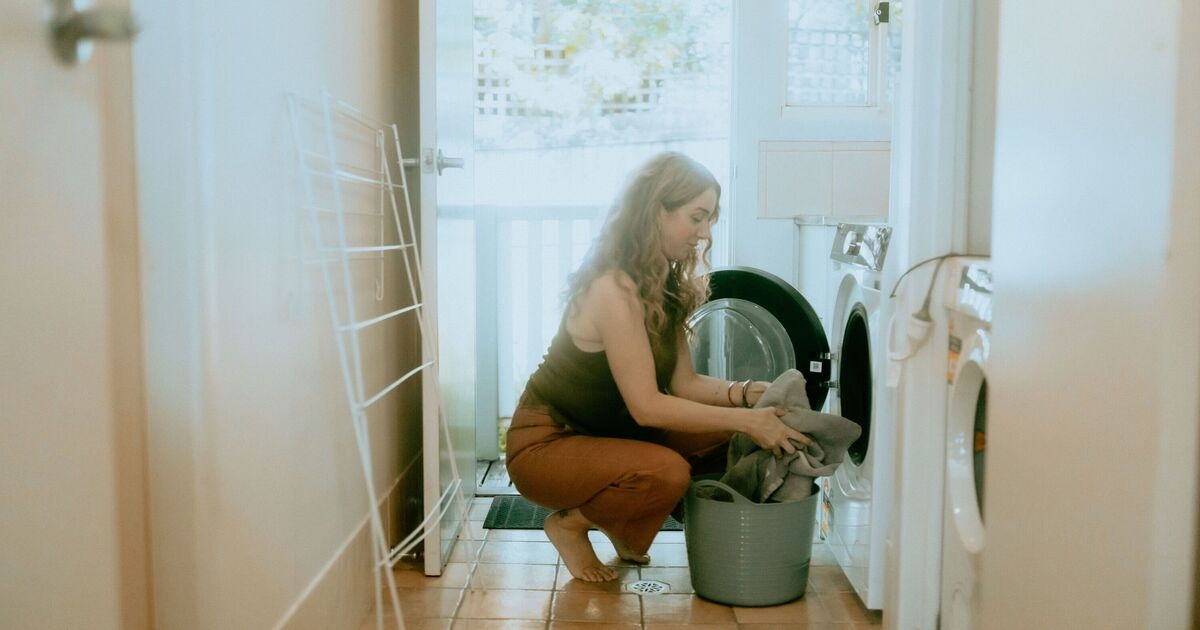 British Gas tells UK households don't use washing machines before 5pm until Friday