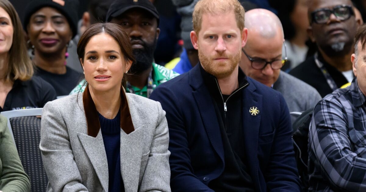 Kraliyet Ailesi CANLI: Prens Harry ve Meghan, Beckham'larla ayrıldıktan sonra 'gizli zirve' düzenledi