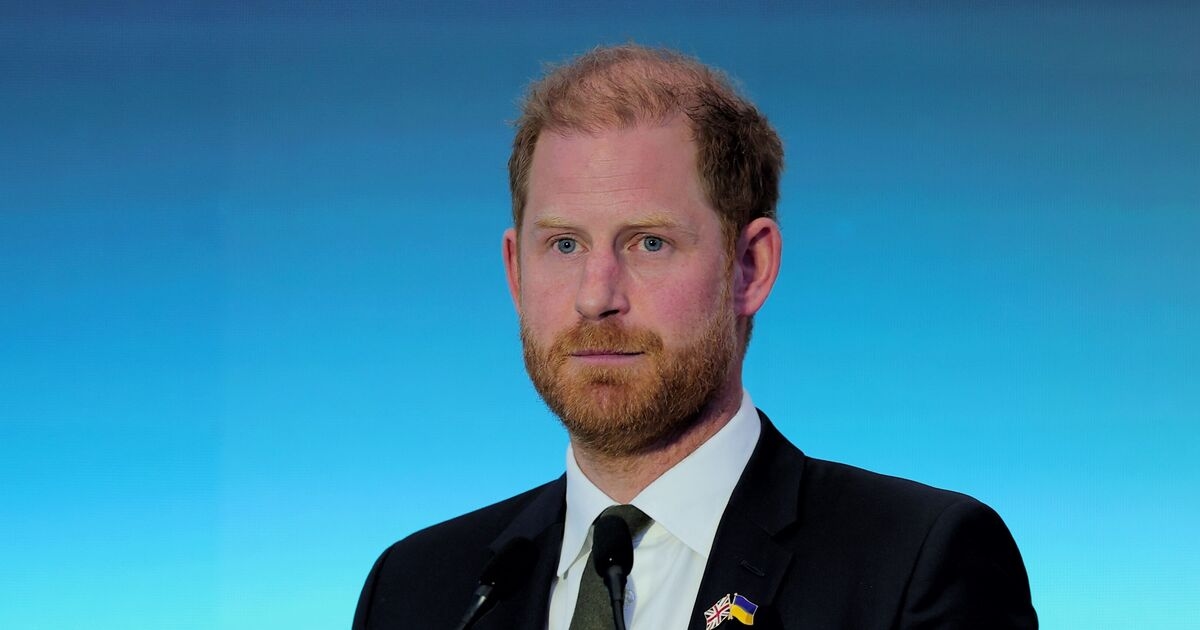 Prince Harry's 'nervous gesture' that he gets from King Charles spotted in key moment