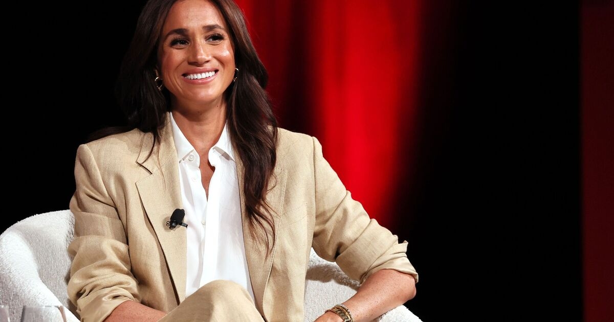 Ich habe anstrengende Übungen ausprobiert, die Meghan Markle und Kim Kardashian so lieben – es war erschöpfend