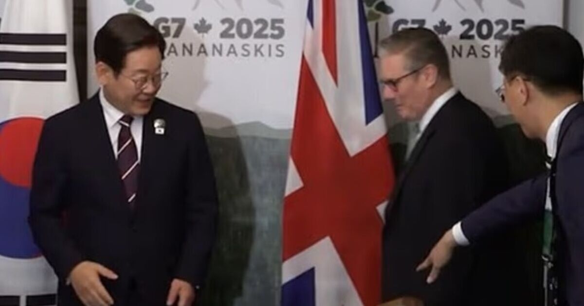 Il momento imbarazzante di Keir Starmer che "scambia l'interprete per il presidente sudcoreano"