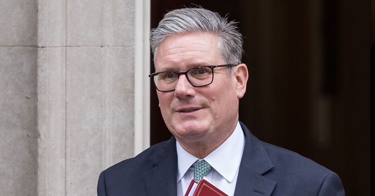 Wściekłość, bo Wielka Brytania będzie musiała płacić do budżetu UE na mocy umowy brexitowej Keira Starmera