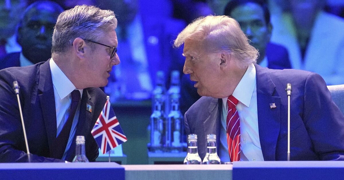 «Жёсткий» Кир Стармер «цепляется» за харизму Дональда Трампа, чтобы стать популярным