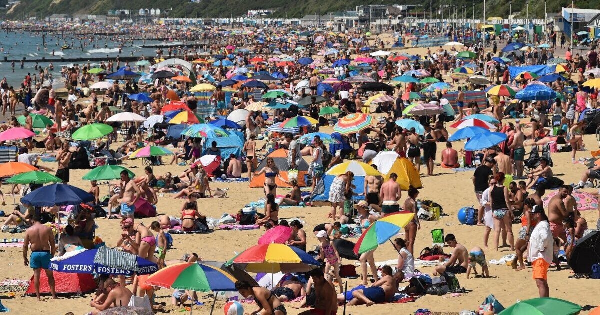 Exact date UK weather maps turn orange as temperatures hit sweltering 27C