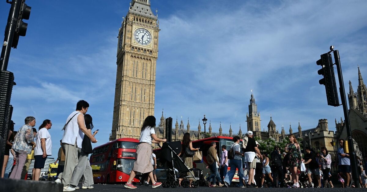 UK weather LIVE: School closures as Met Office warns 50 areas facing 40C heat - full list