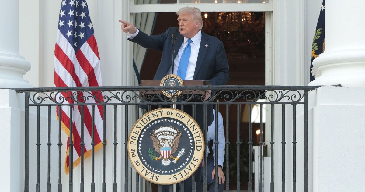 Trump emite nueva prohibición de viajes dirigida a una docena de países tras el ataque de Boulder