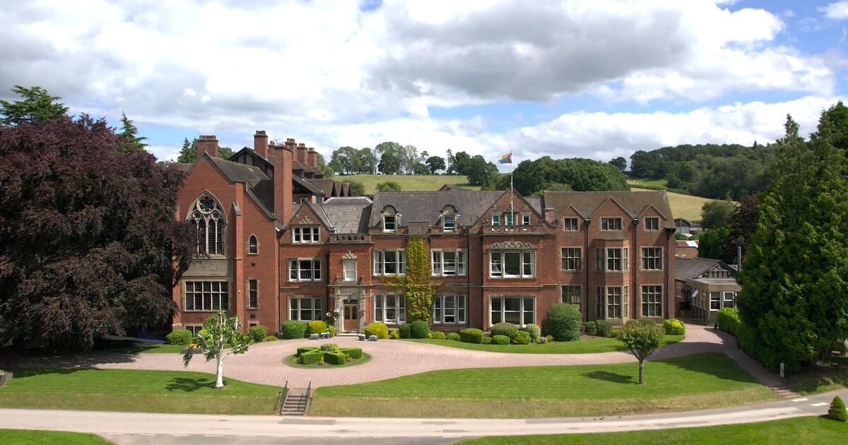UK school closes with one hour’s notice - open for 137 years