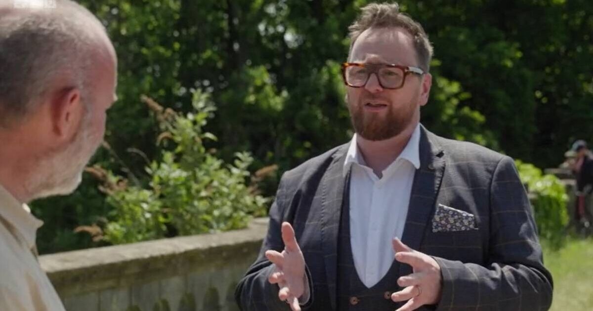Experte der Antiques Roadshow enttäuscht, als Gast sich weigert, die Statue seiner Tante trotz des Preises zu verkaufen