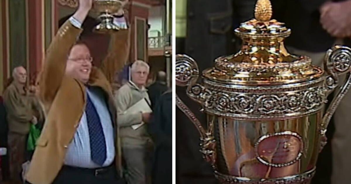 BBC Antiques Roadshow expert triumphantly lifts trophy after sharing personal connection