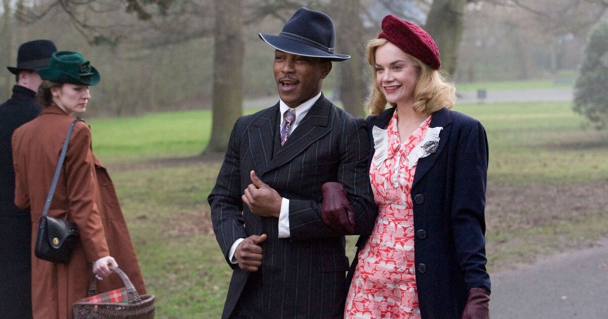 "Uno dei più grandi" drammi storici della BBC è "da non perdere" su iPlayer