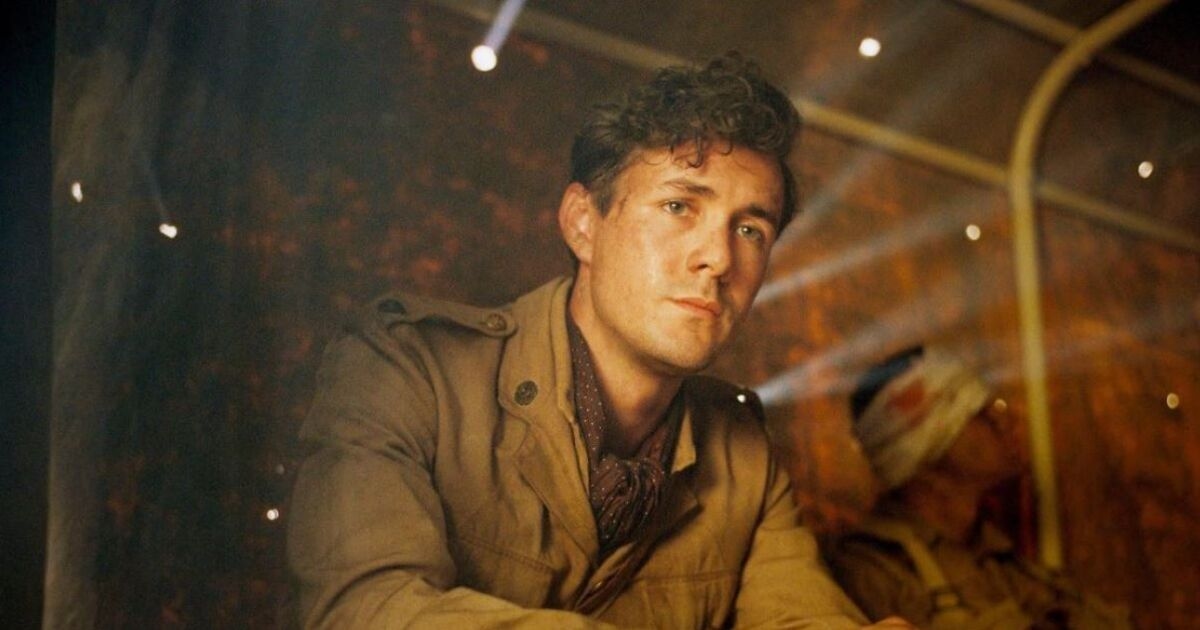 Военный сериал с рейтингом 92% на Rotten Tomatoes, идеально подходящий для фанатов «Братьев по оружию».