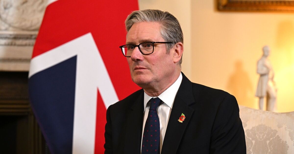 El presentador de TalkTV se queda sin palabras cuando el portavoz laborista admite que "no votaría por" Keir Starmer.