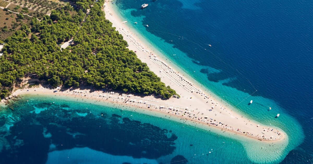 Az bilinen Avrupa adası, 'nefes kesici' plajlara ve resim gibi köylere sahip