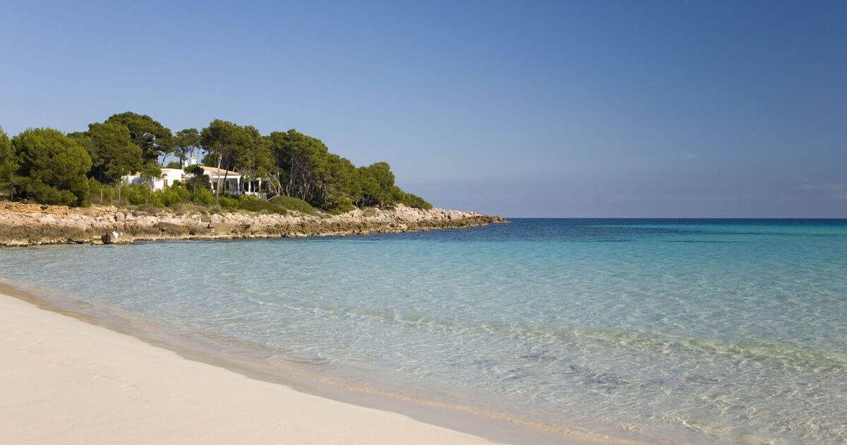 Der unterschätzte Strand auf Mallorca, der nicht überfüllt ist und klares blaues Wasser hat