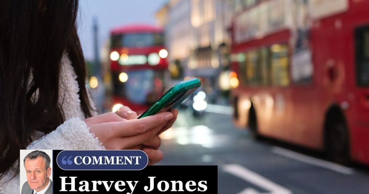 Ho appena assistito a un fine settimana di crimini nella "Londra senza legge", ma niente di tutto ciò è realmente accaduto.