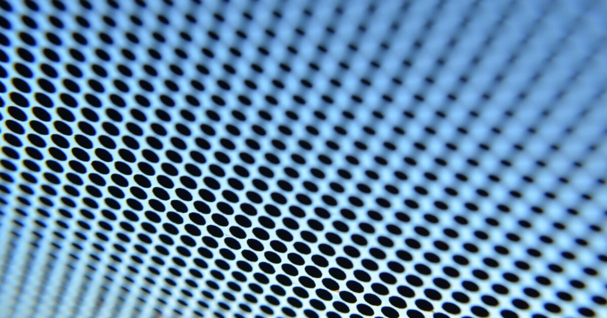 ‘I’m a car expert - this is what black dots on car windscreens are really for’