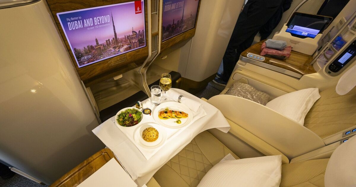 Reiseexperte verrät die einfachsten Möglichkeiten, ein kostenloses Upgrade für einen First-Class-Flug zu erhalten