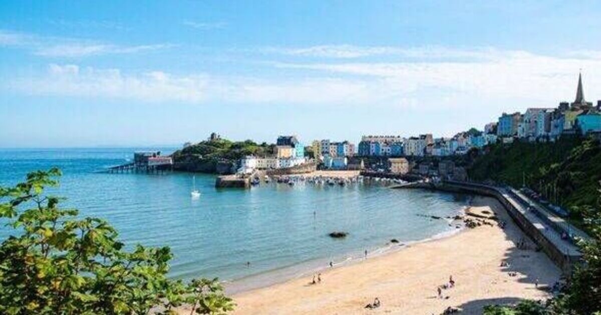 Britain's 'best' seaside town has jaw-dropping beaches just like the French Riviera