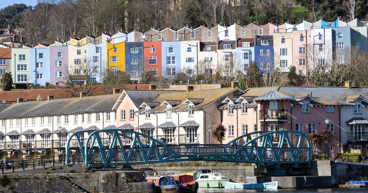 A cidade mais colorida do Reino Unido com 'arte de rua por onde você olha'