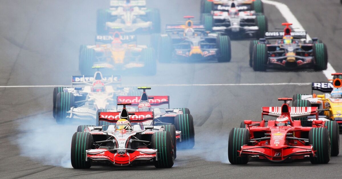 F1-Fans können für 6 £ den offiziellen Test verfolgen, wenn das Team die legendäre alte Rennstrecke erneut besucht