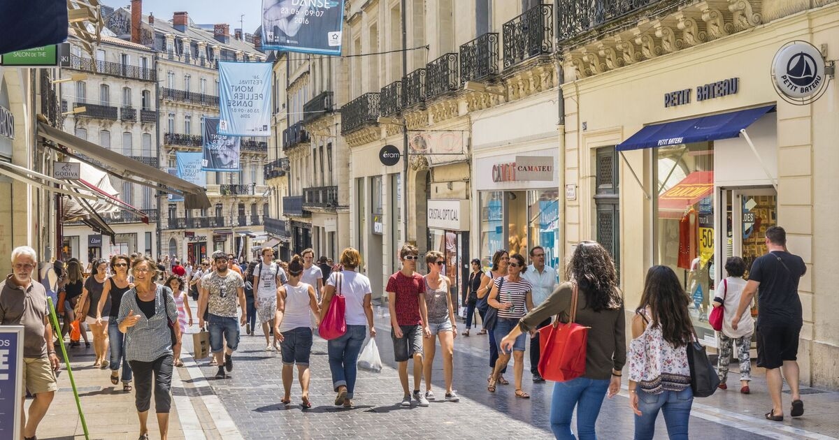 Pánico en Francia: los turistas dejan de gastar dinero en vacaciones