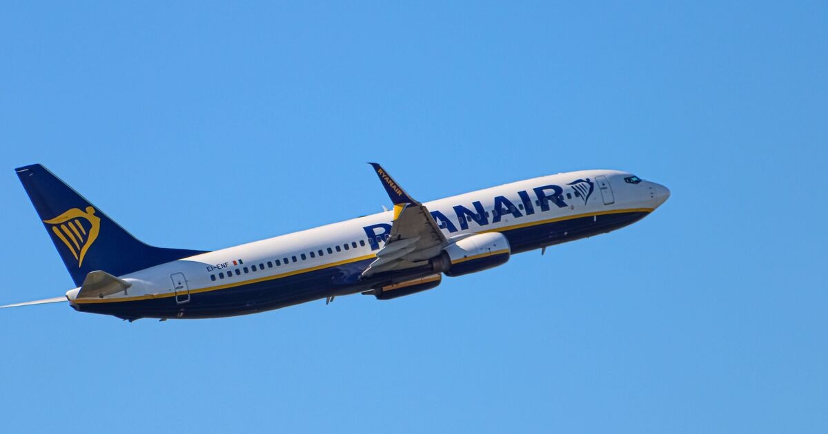 Nightmare Ryanair passenger forces abandoned Lanzarote flight after vodka binge