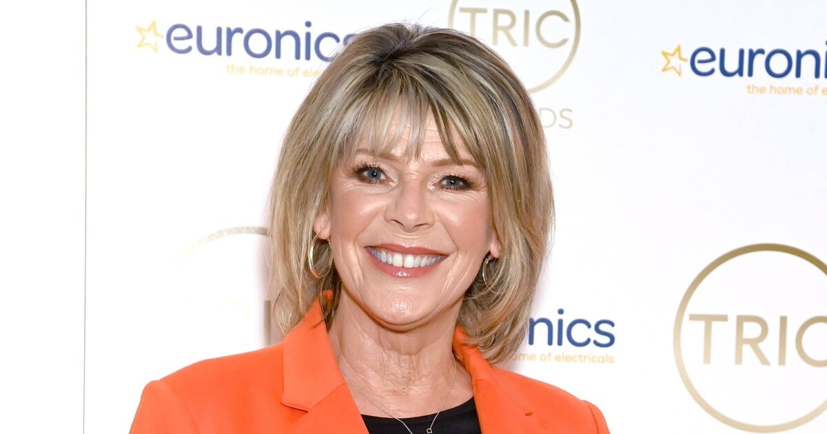 Ruth Langsford, yaz toplantıları için mükemmel, canlı ve pişirmeden hazırlanan salata tarifini paylaşıyor