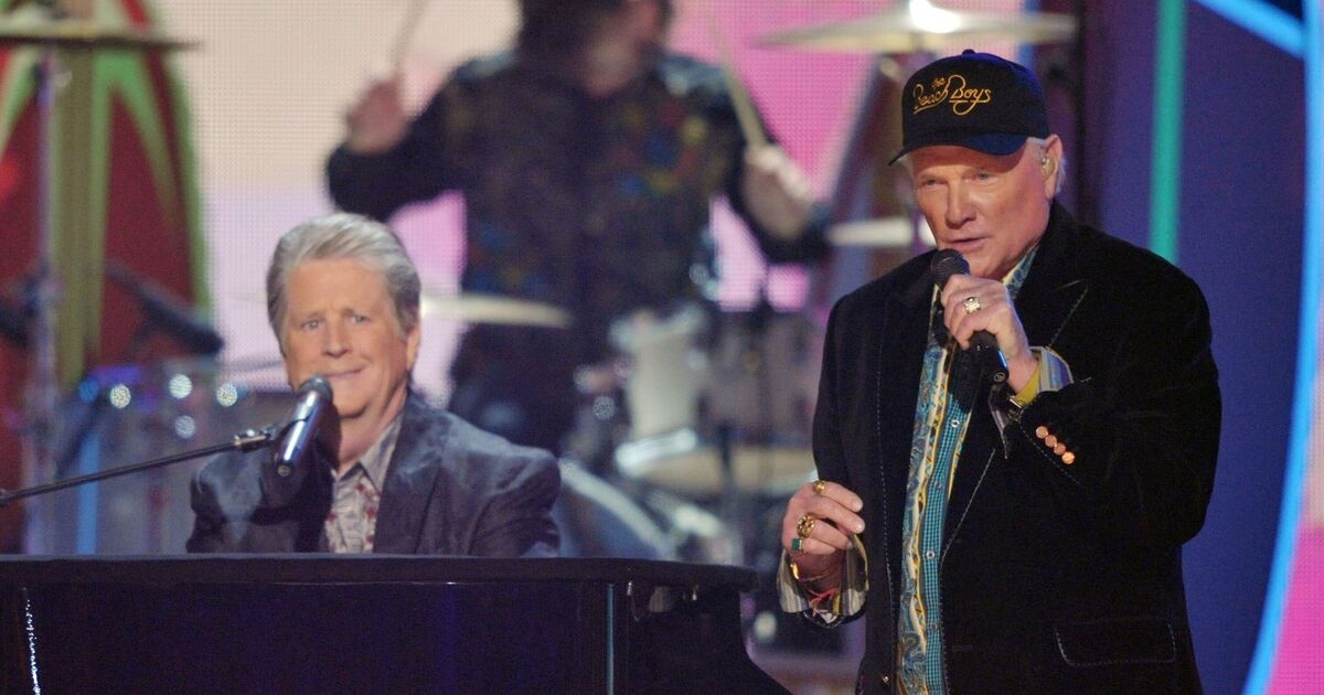 Майк Лав из Beach Boys – даже когда мой двоюродный брат Брайан не мог говорить, мы пели вместе