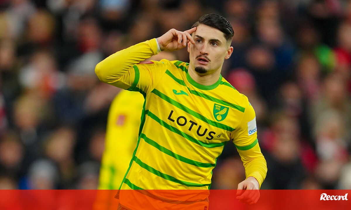 <![CDATA[ Borja Sainz já se despediu dos colegas do Norwich ]]>