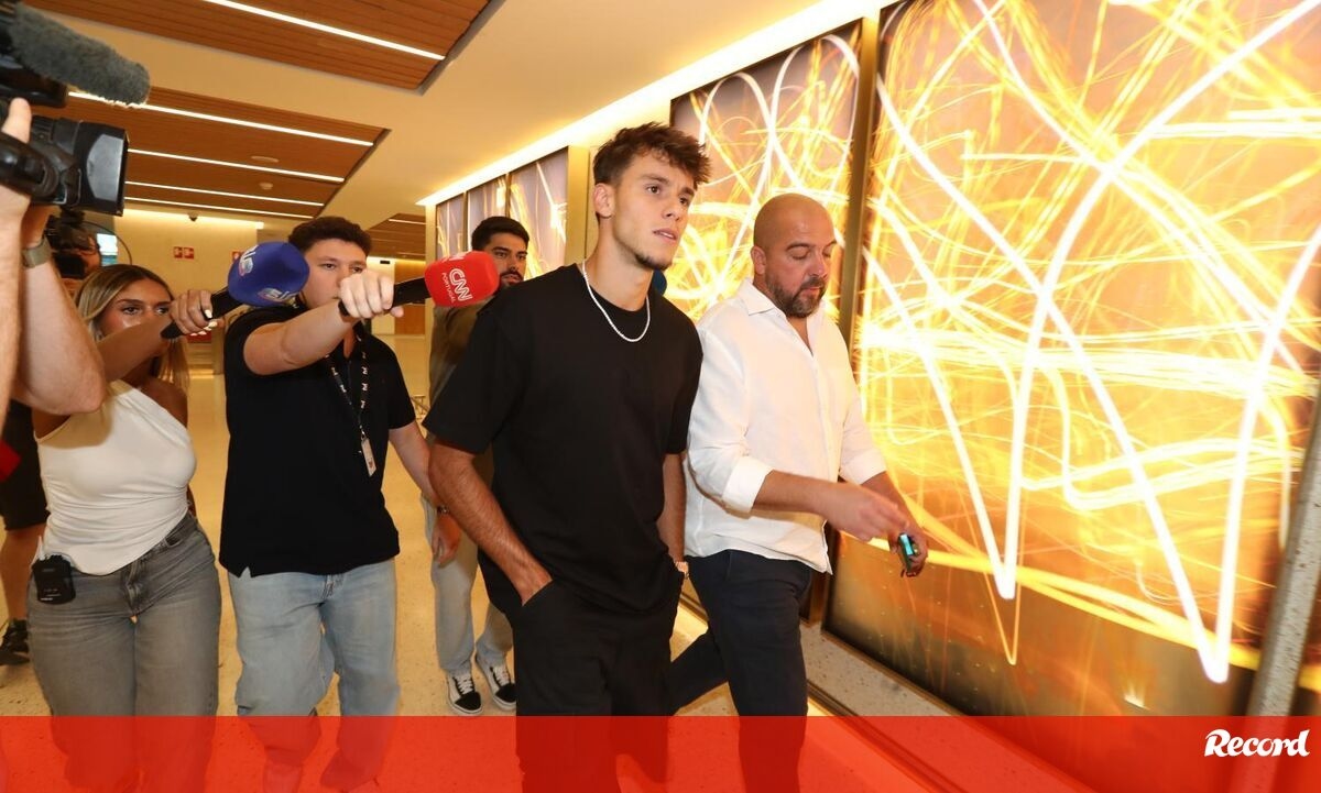 <![CDATA[ Novidades na Academia: Rui Borges recebe reforços a dobrar com as laterais a mexer ]]>